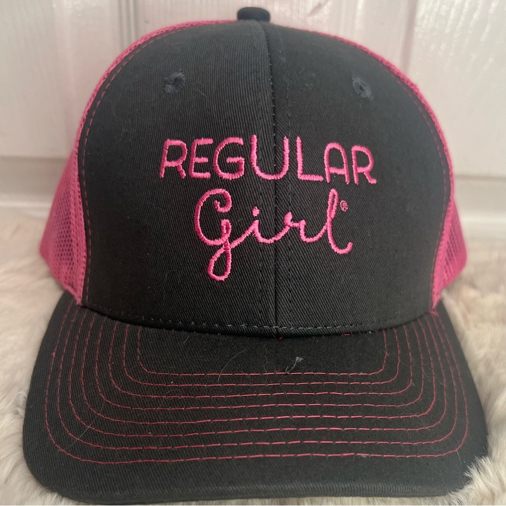 GIRL HAT. AUTHENTIC HEAD SHOTS BY KC CAPS PINK AND BLACK.